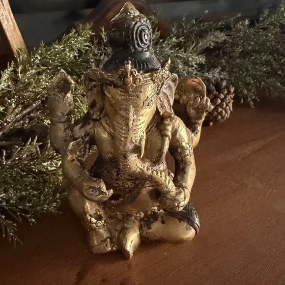 Brass Ganesha Statue – 5” Tall - Picture 5 of 5